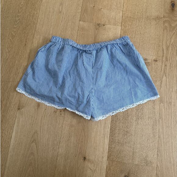 White Fox Shorts Stripes Lace Trim Never Enough Size S Blue White - Picture 3 of 3